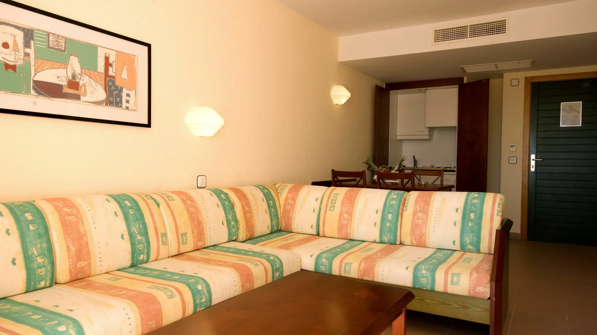 Mandisur Apartments Cala Mendia