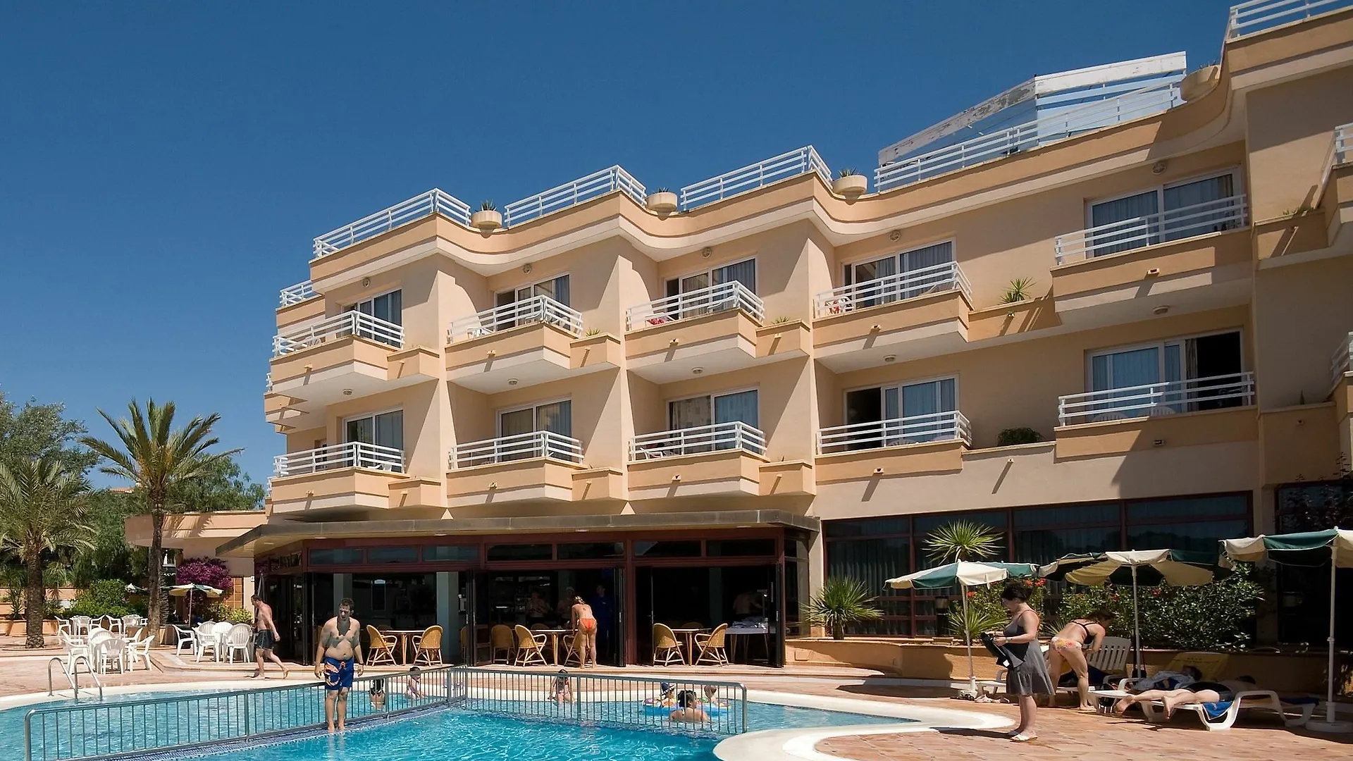 Mandisur Apartments Cala Mendia